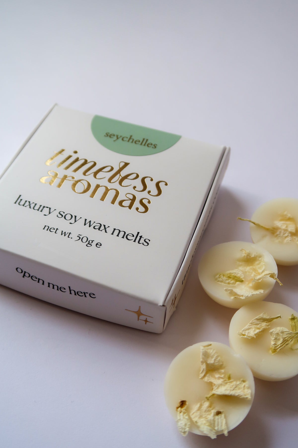 Seychelles Soy Wax Melt Box - Coconut, Jasmine & Musk Scent | Home Fragrance