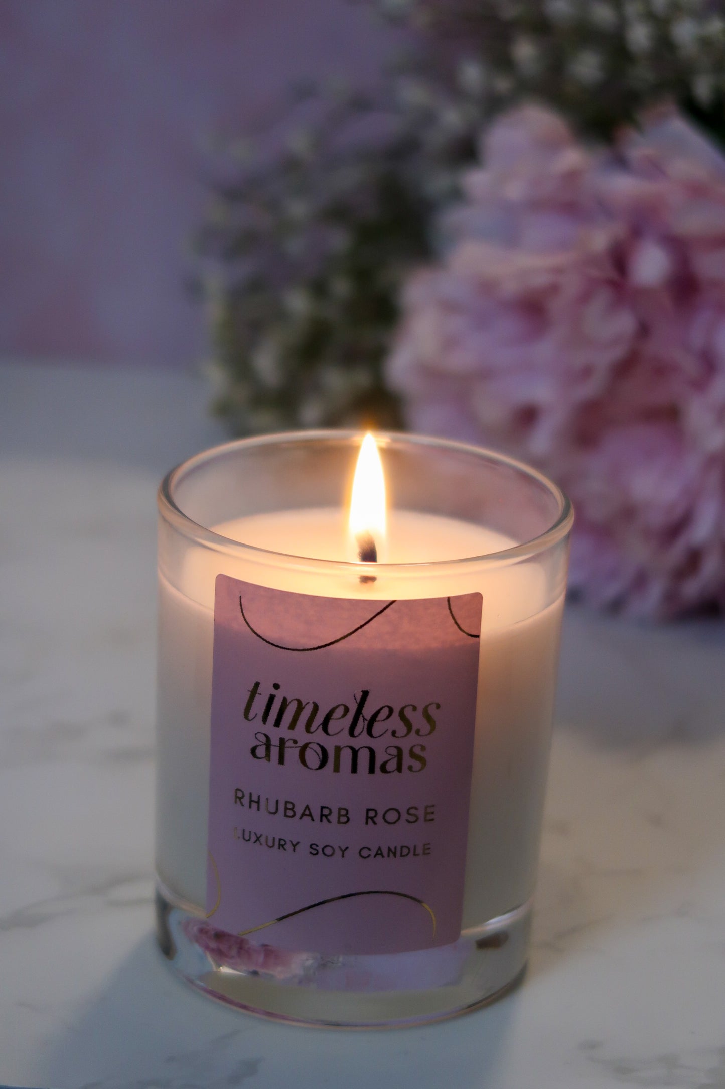 Rhubarb Rose Luxury Scented Candle 200g - 36 Hours Burn Time, Fruity-Floral Fragrance