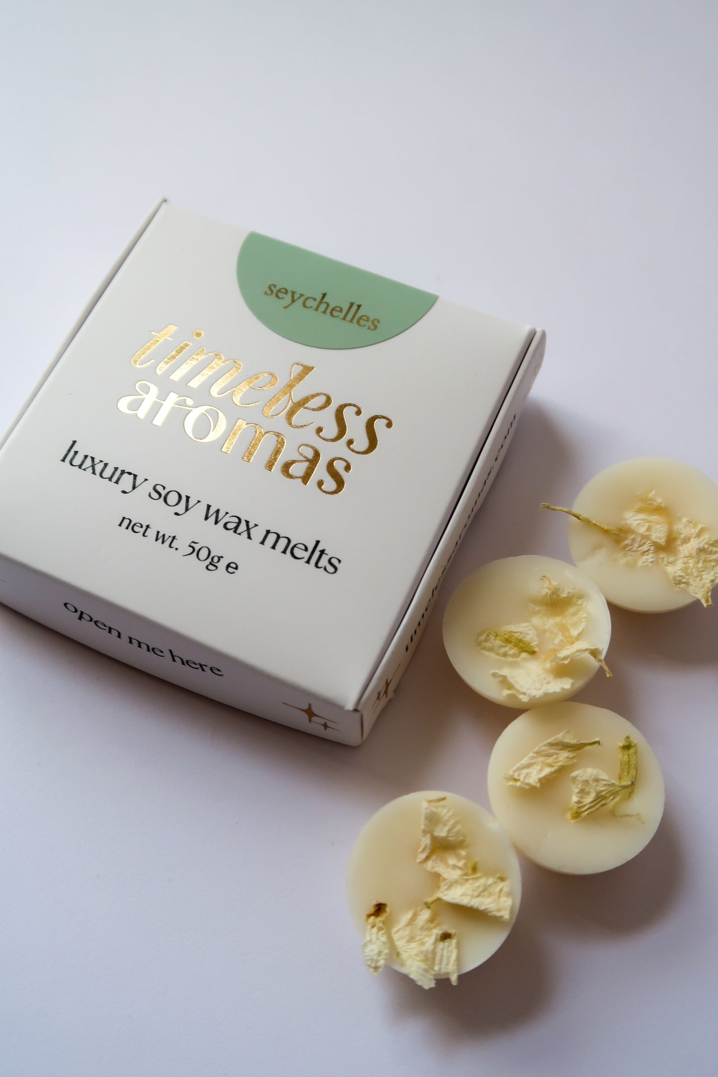 Seychelles Soy Wax Melt Box - Coconut, Jasmine & Musk Scent | Home Fragrance
