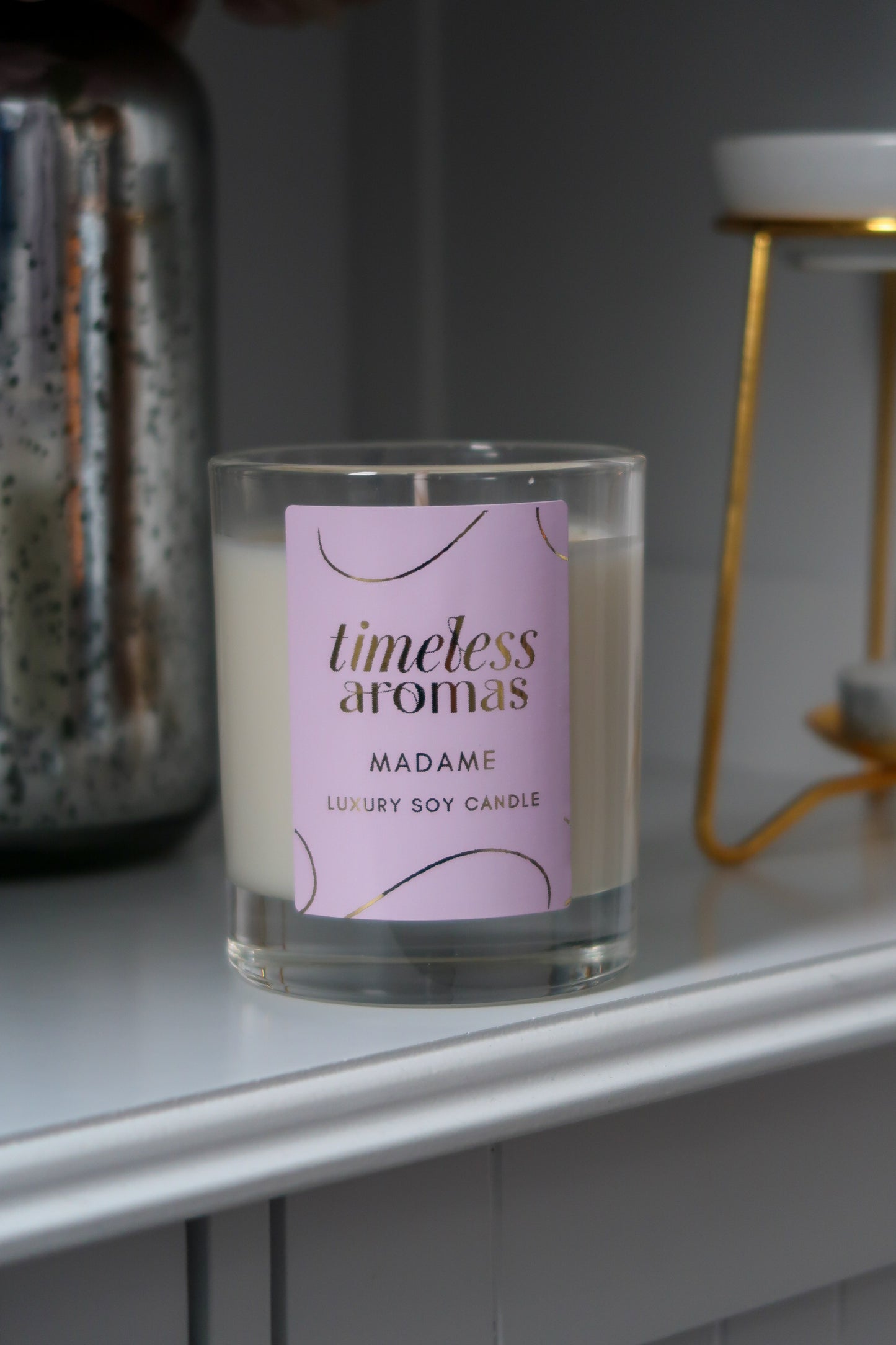 Madame Luxury Scented Candle – 200g, 36 Hours Burn Time, Citrus Floral Woody Blend