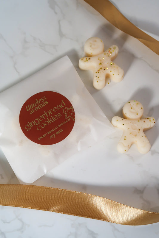 Gingerbread Cookies Wax Melts – Sweet Spiced Biscuit Scent | 2 Gold-Glitter Gingerbread Men | Festive Soy Wax Gift