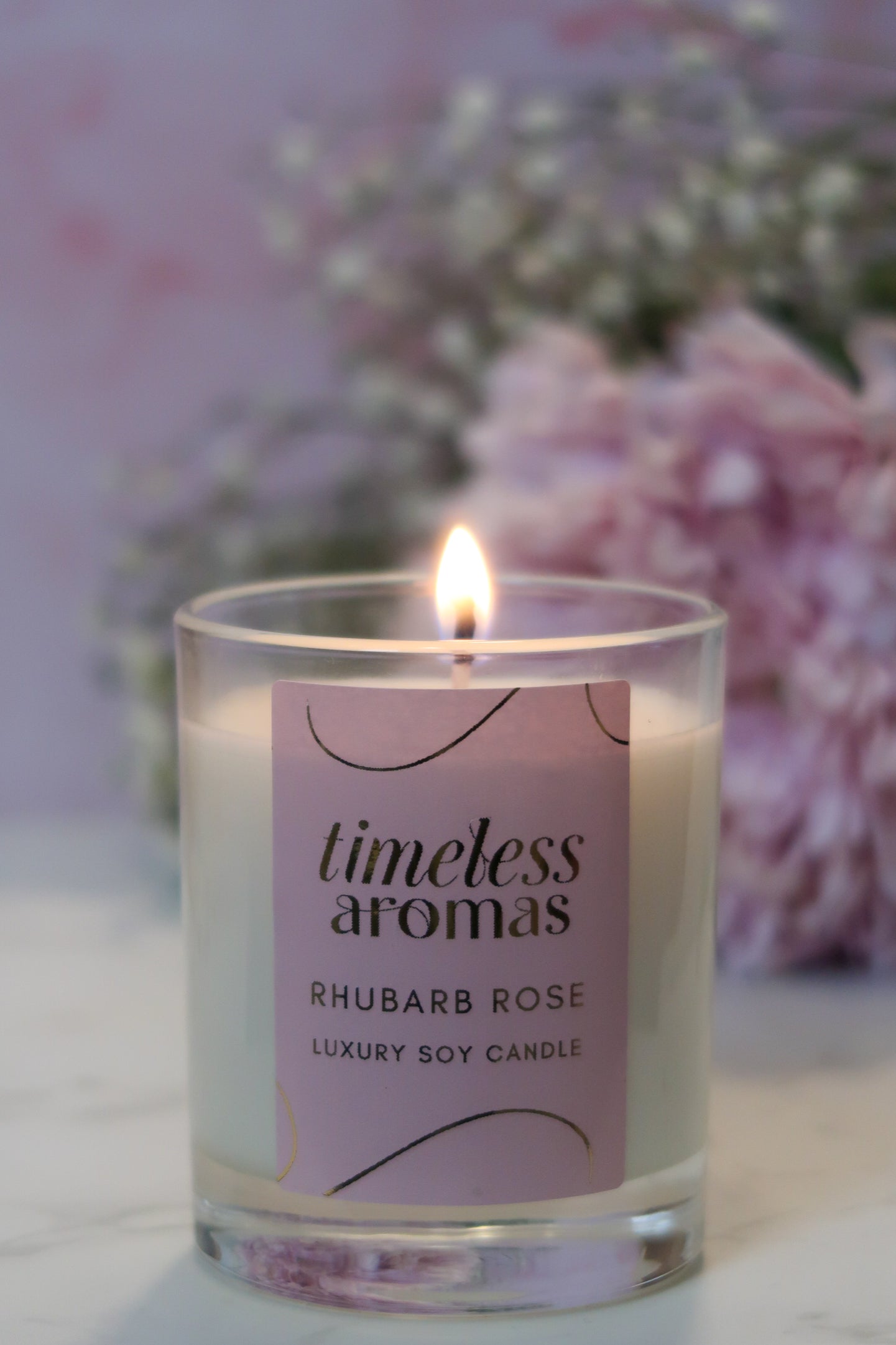 Rhubarb Rose Luxury Scented Candle 200g - 36 Hours Burn Time, Fruity-Floral Fragrance
