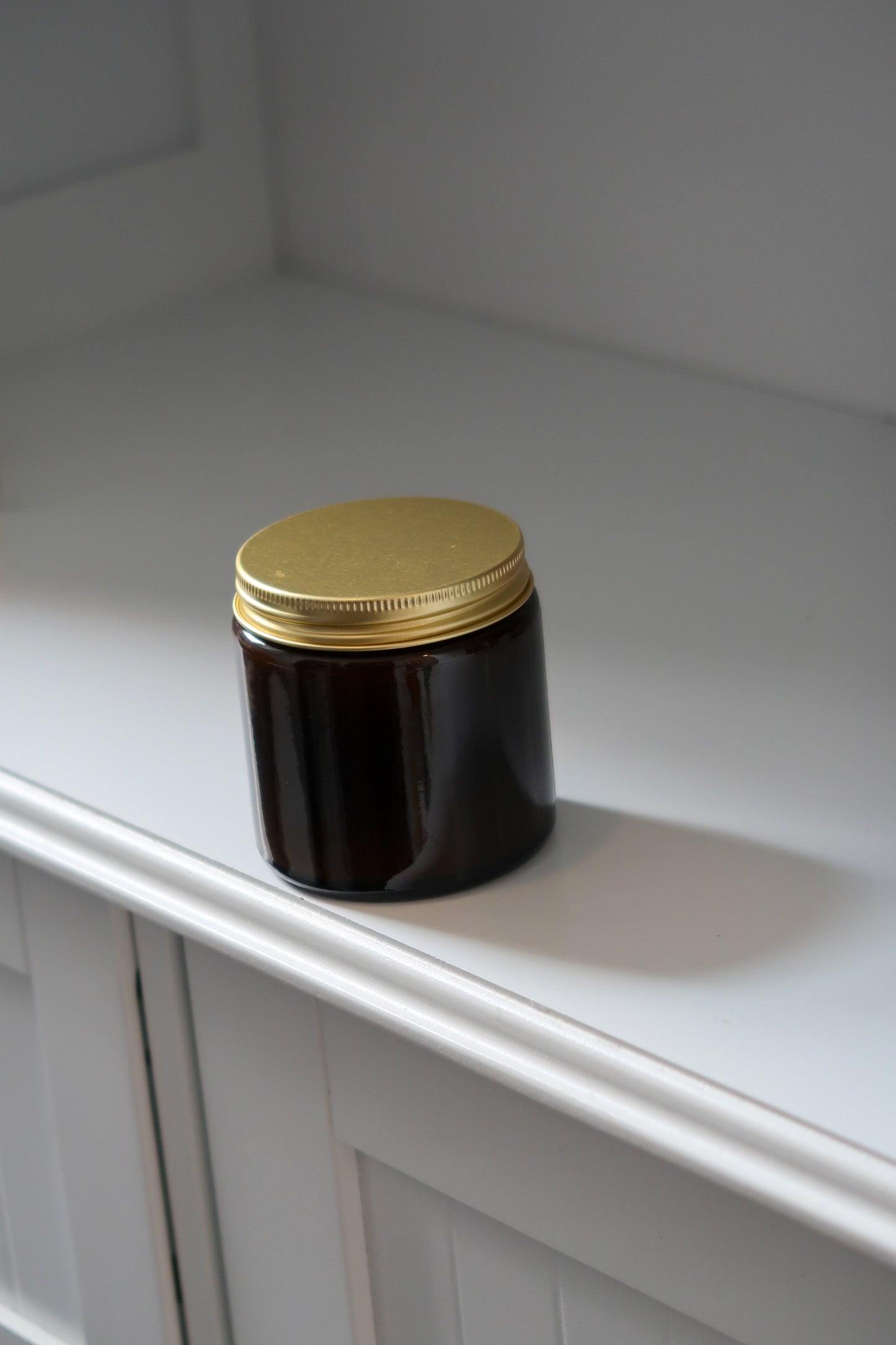 Autumn, Winter & Christmas | 120g Blank Label Amber Candle with Gold Lid | Pack of 6